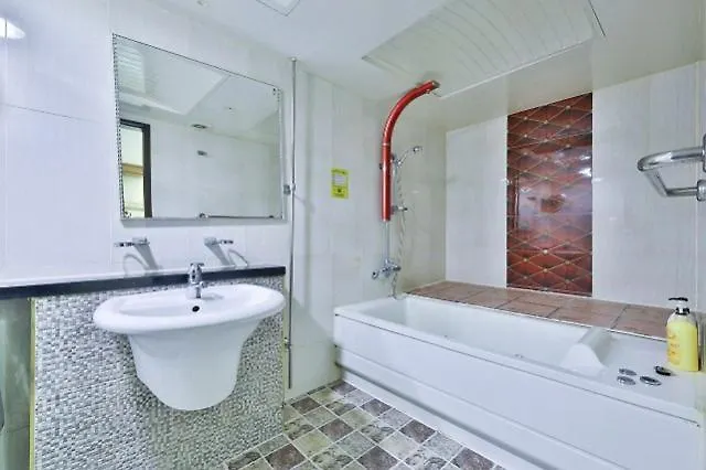 Brown Dot Hotel Incheon Bupyeong